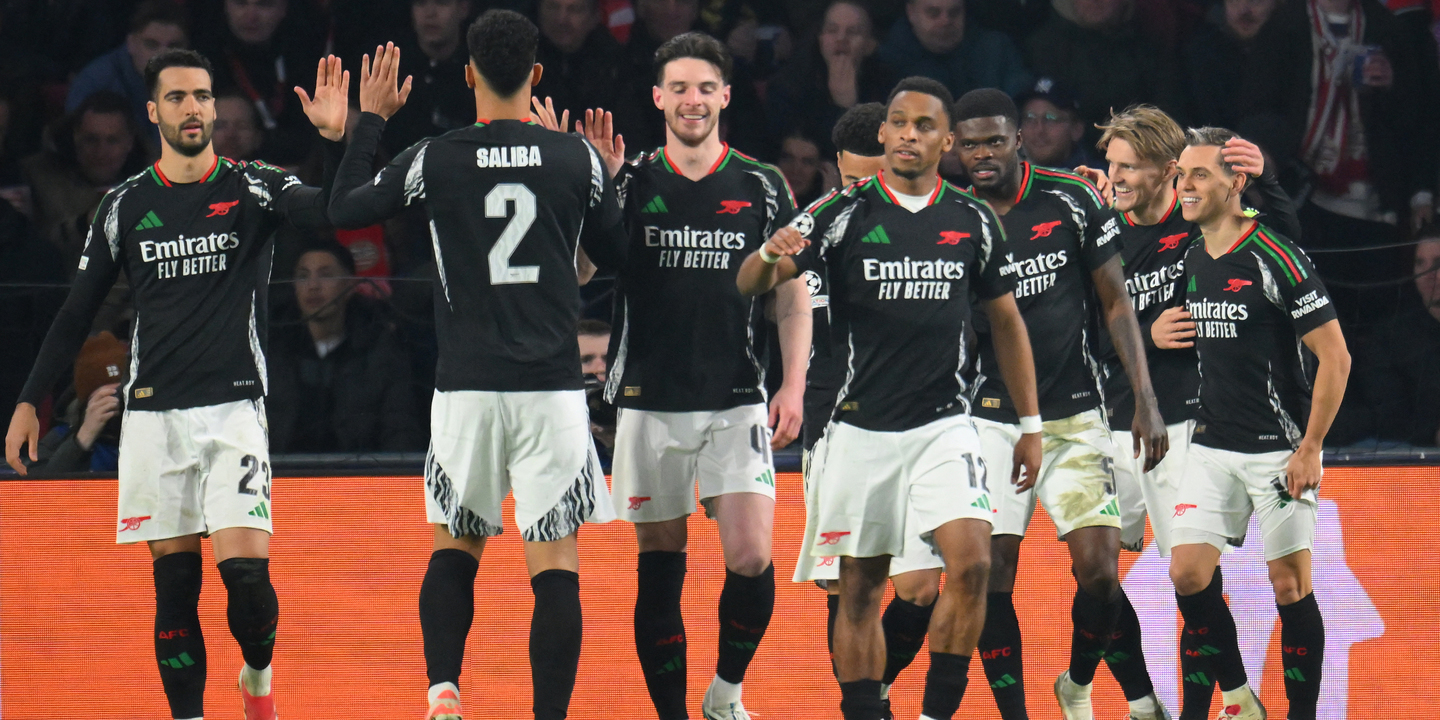 Arsenal marca sete em Eindhoven e goleia PSV