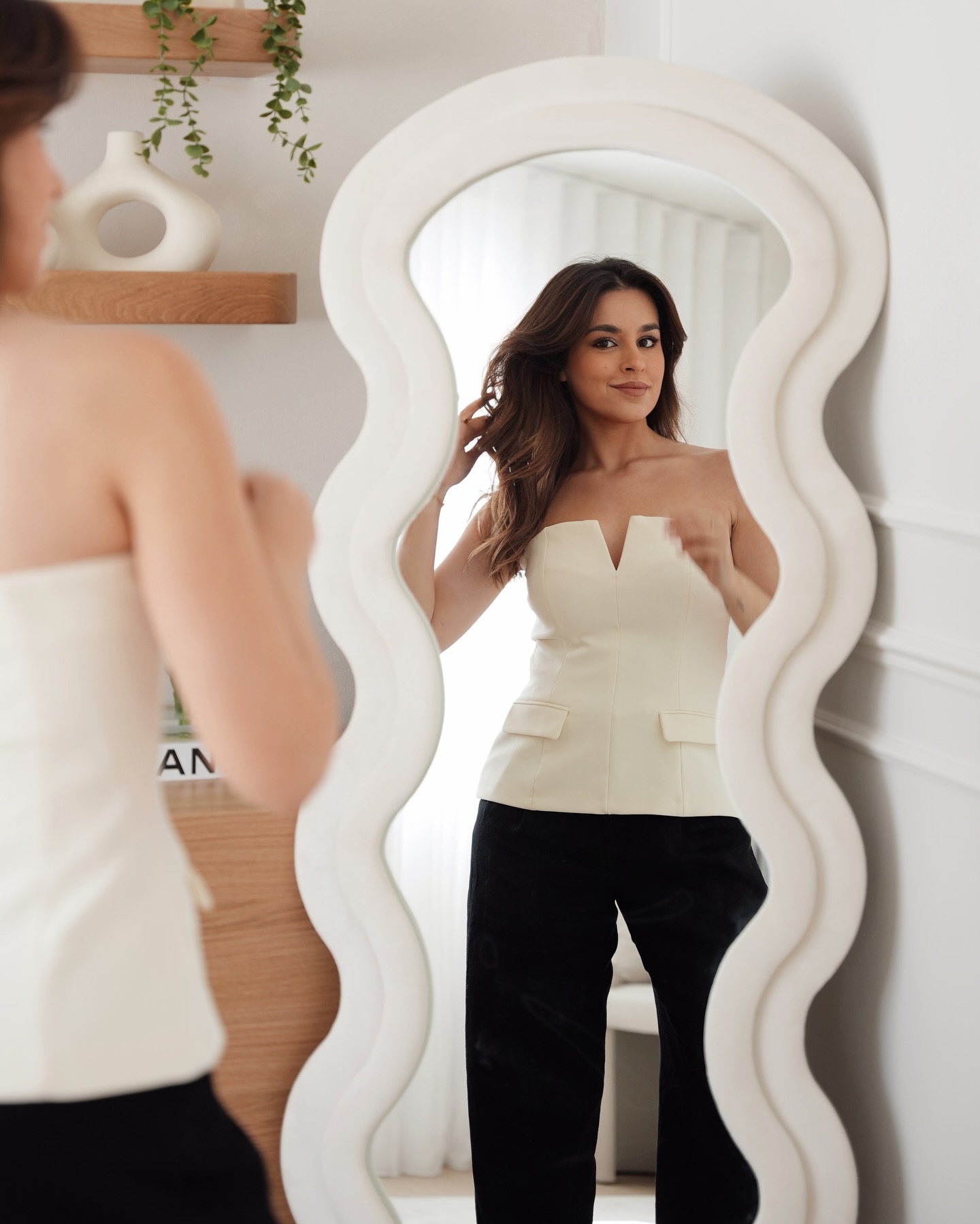 Este top da Zara usado pela Adri Silva não chega aos 26€ e está fazer furor no Instagram. Veja o modelo