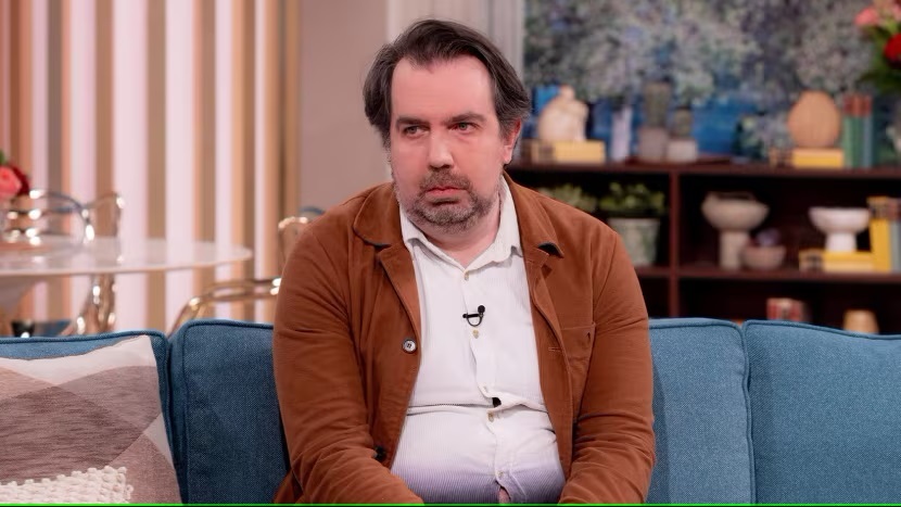 Homem com pénis de 31 centímetros revela dificuldades na intimidade. “Assusta as pessoas”