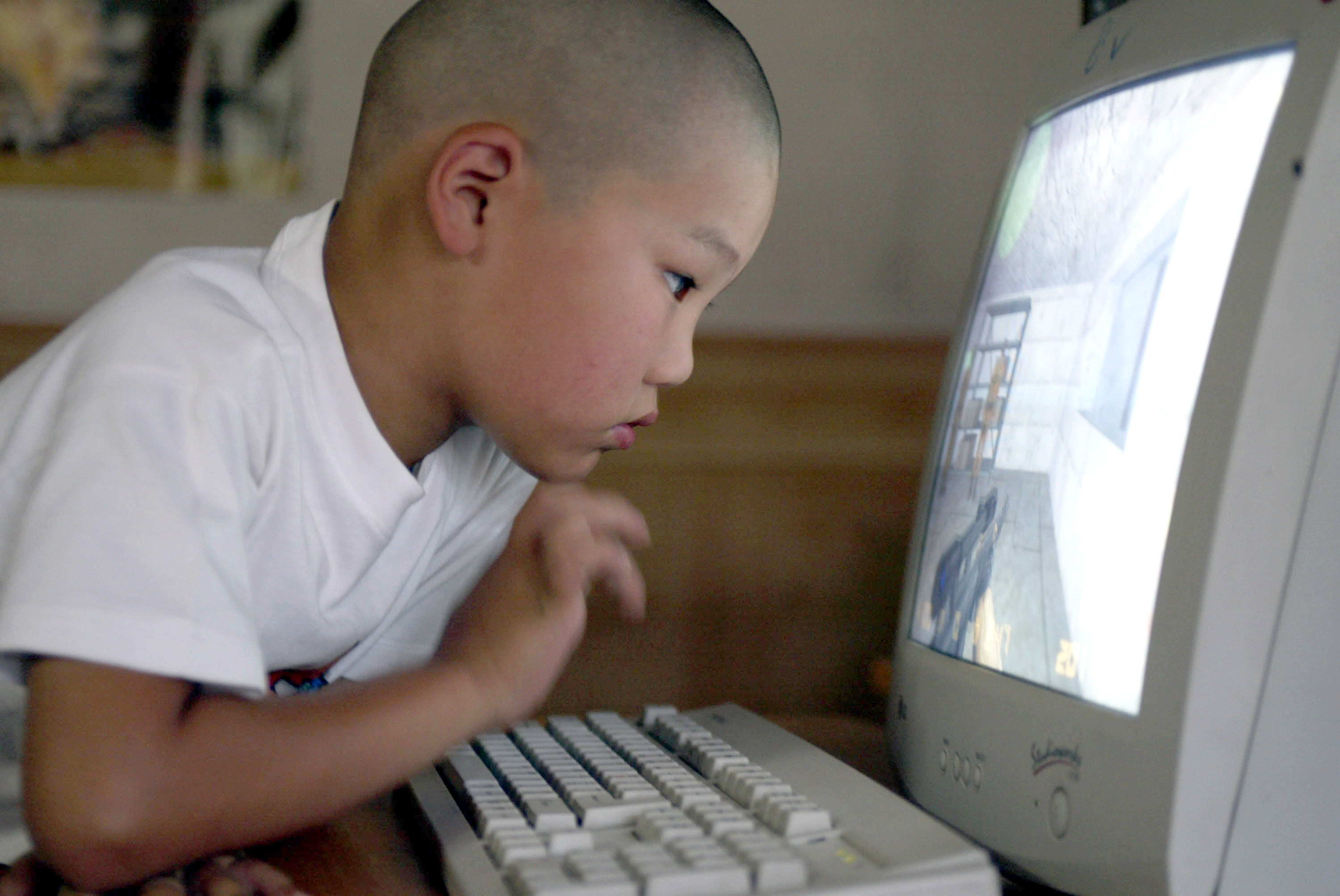 Nova lei na China. Crianças estão proibidas de jogar online mais de 1h30