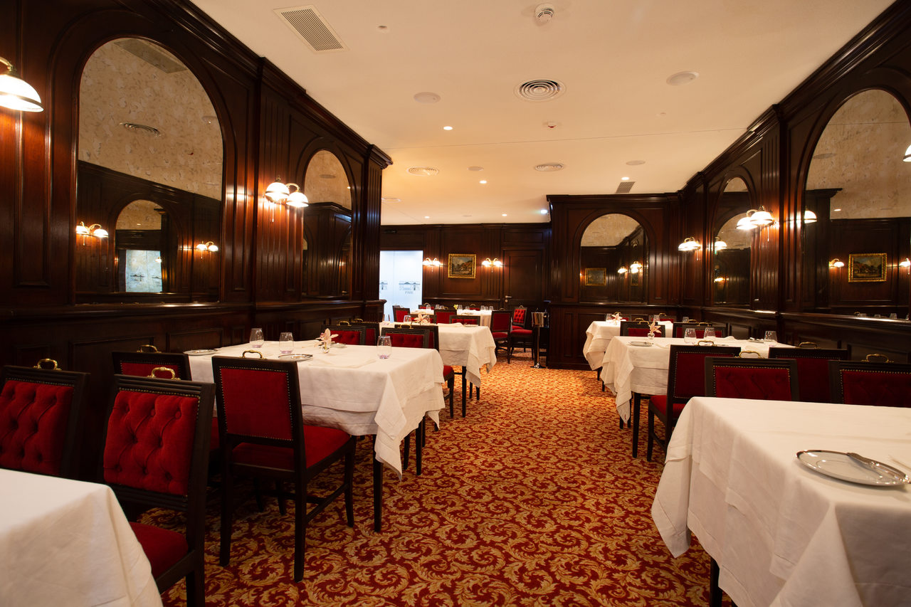 Pabe. O clássico de Lisboa reabriu e é um refugio à gentrificação gastronómica