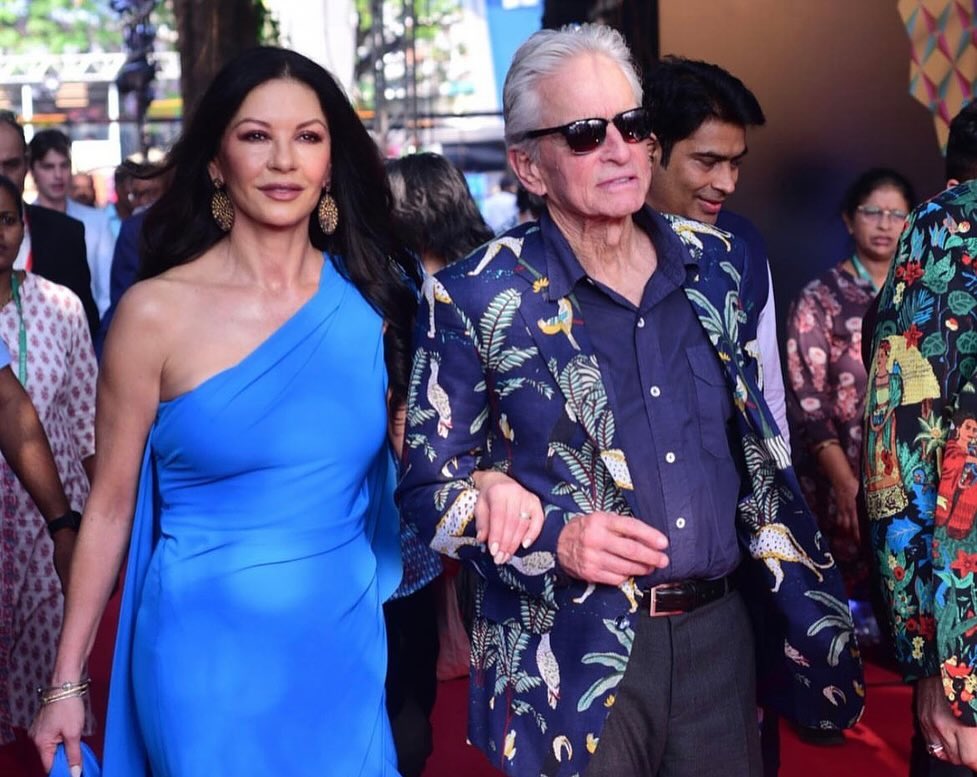 Veja a foto nua e bombástica de Catherine Zeta-Jones aos 55 anos — tudo para celebrar o aniversário do marido
