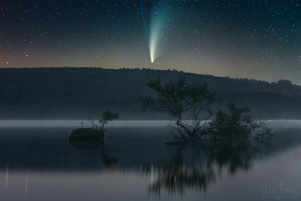 Este cometa incrível atravessou o Gerês e foi apanhado por fotógrafo português