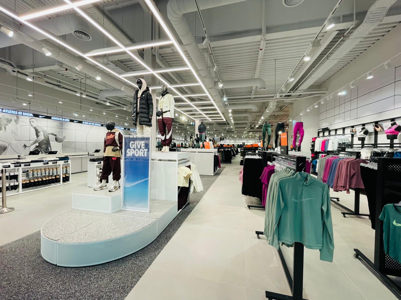 Esta é a maior loja Nike do País. Espreite as fotos e saiba onde fica