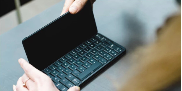 Malas e telemóveis são os artigos mais esquecidos nos Uber — e até um bolo de aniversário