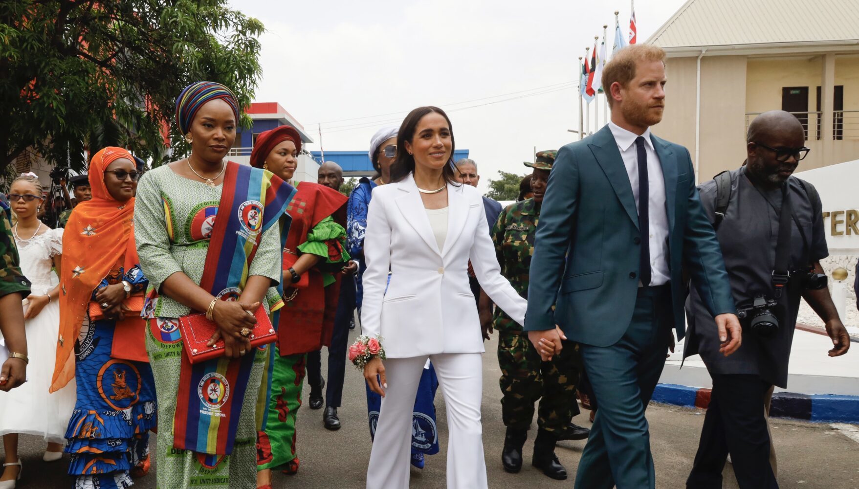 Fundação de Harry e Meghan em apuros. Duques estarão “em incumprimento” do pagamento de taxas