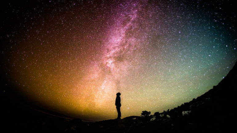 Cientista de Harvard defende existência de aliens. Mas não é o único