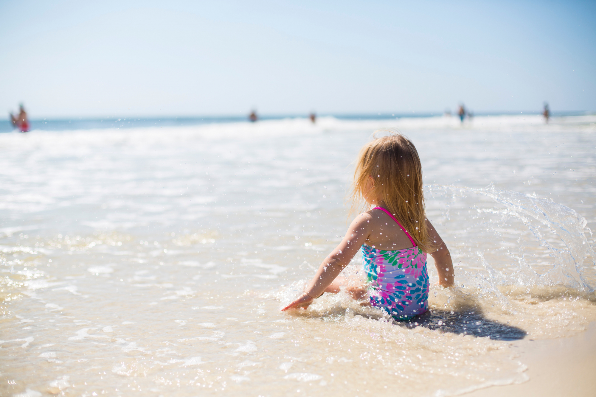 Sabe como deve agir se perder o seu filho na praia? 4 dicas essenciais