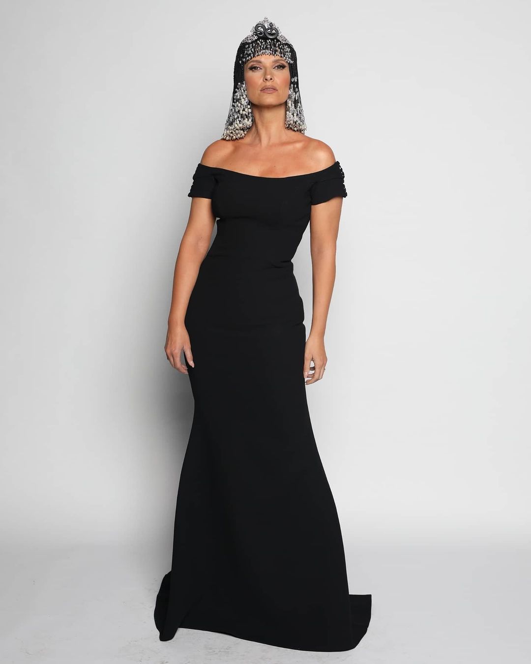 “Cleopatroa”. Revelamos-lhe todos os segredos do toucado de rainha de Cristina Ferreira