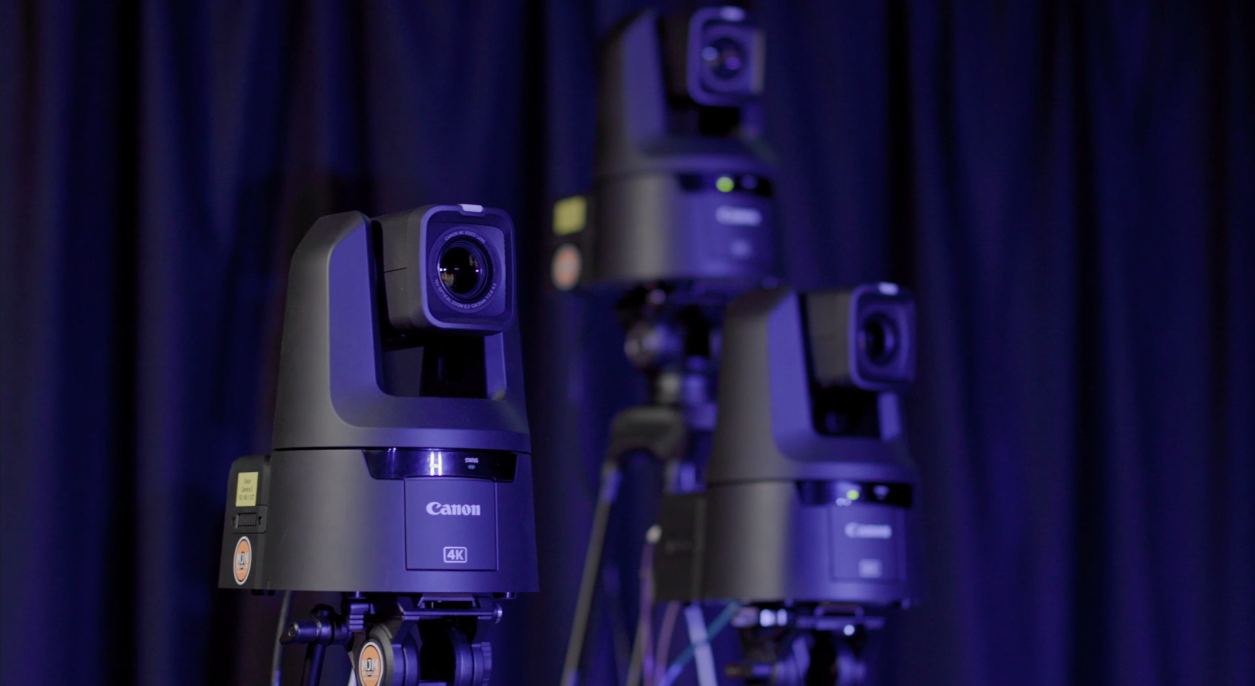 Neste Dia Mundial do Ambiente, trocámos o novo pelo recondicionado — e testámos uns (perfeitos) AirPods Max