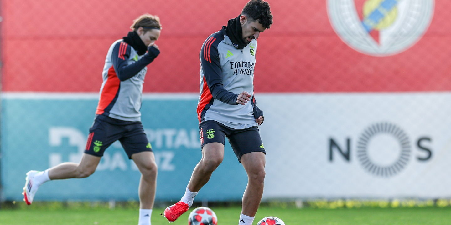 Tomás Araújo presente no último treino do Benfica antes da receção ao Mónaco