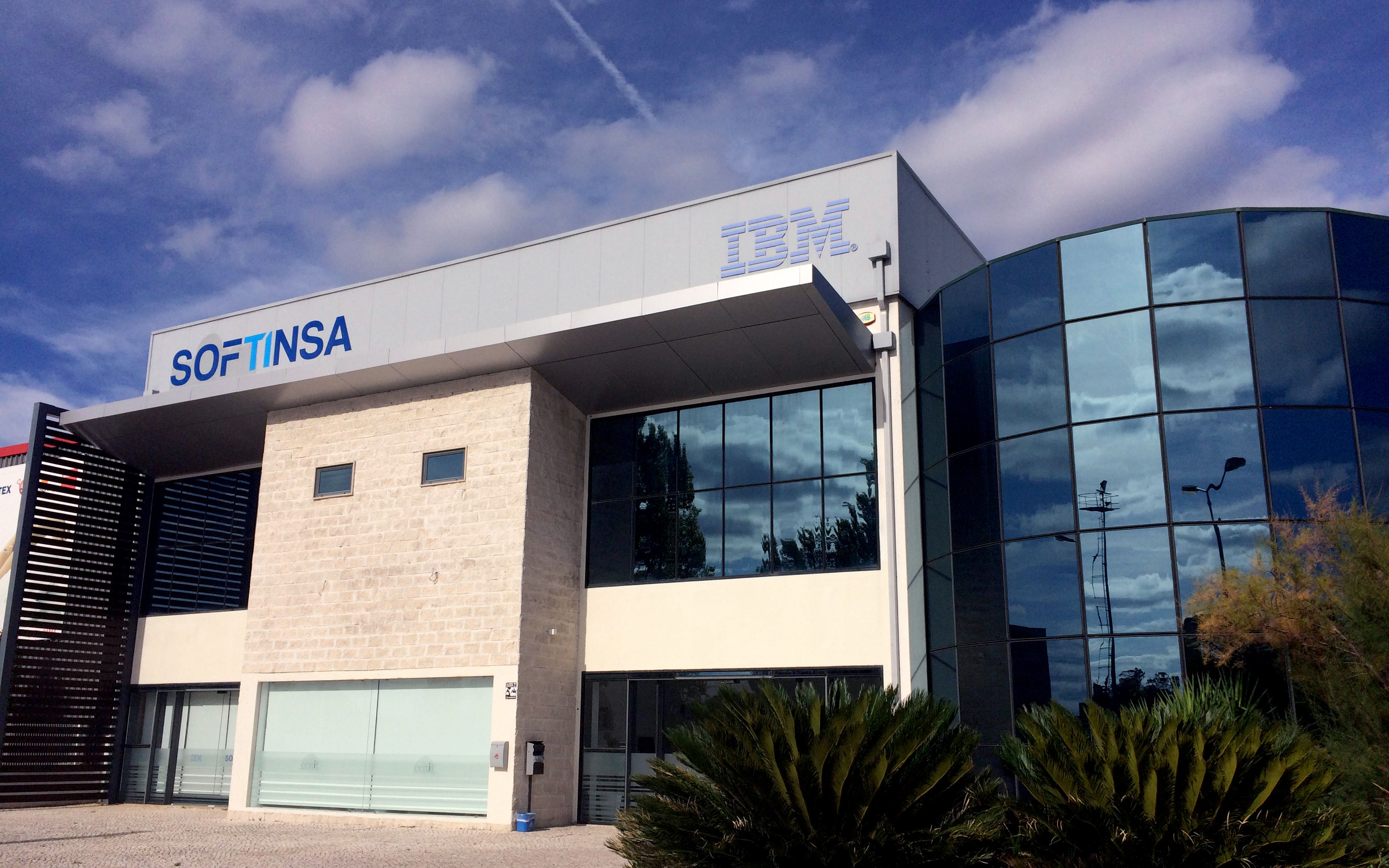 Depois de chamar “gorda” a autarca, Ana Rita Cavaco chama “esterco” a Daniel Oliveira