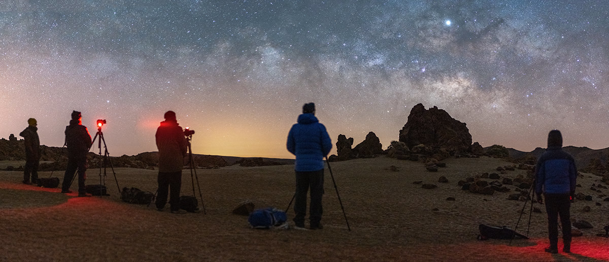 Este site mostra como perseguir auroras boreais e caçar estrelas para conseguir as melhores astrofotografias