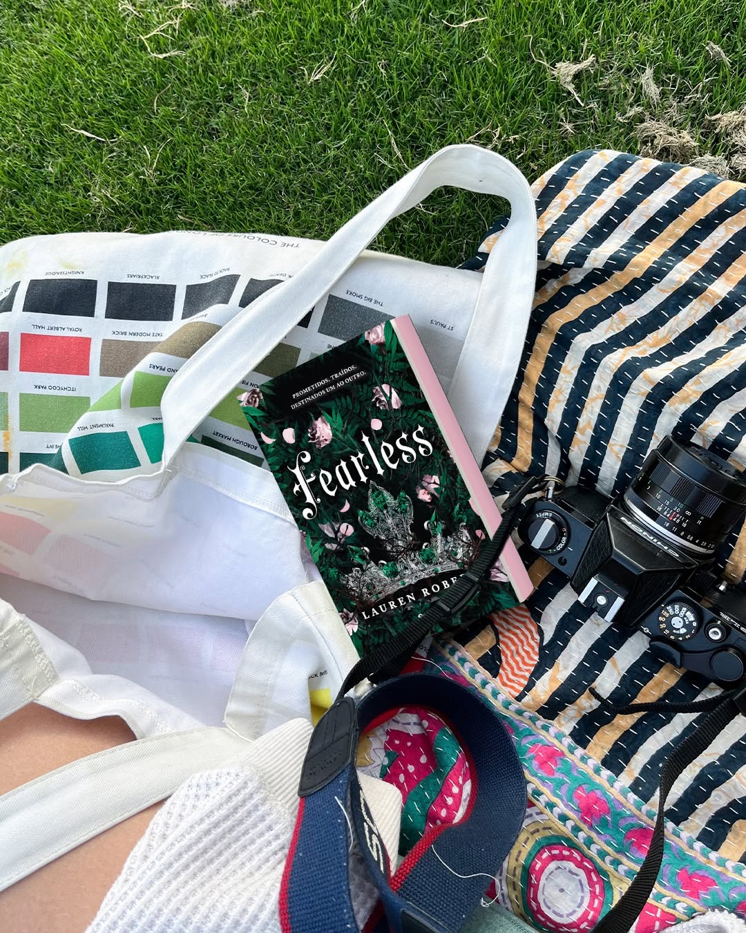 Já chegou um dos romances mais esperados do ano – e não vai desapontar. Saiba tudo sobre “Fearless”