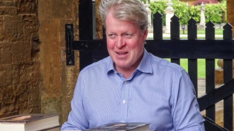 Irmão da princesa Diana vende cópias do elogio fúnebre que leu no funeral