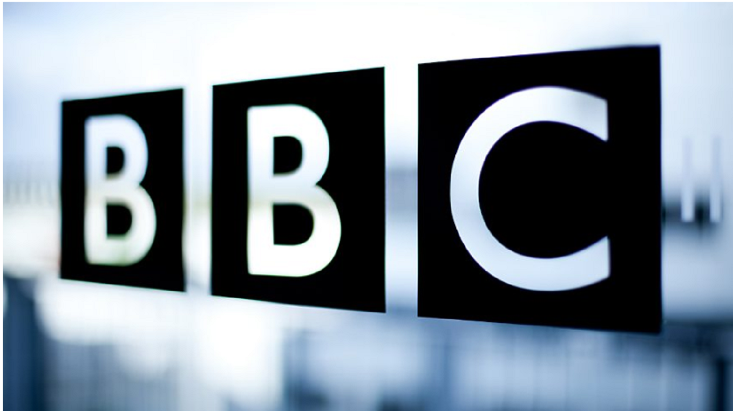 Apresentador da BBC no centro de escândalo sexual. Pagou milhares a menor em troca de fotos e vídeos