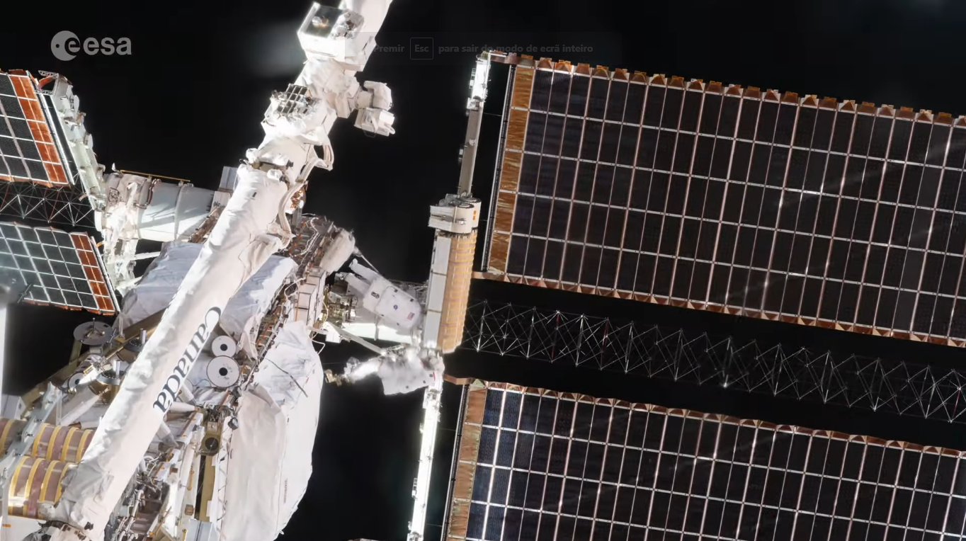 10 dias e 3 passeios espaciais: A instalação dos novos painéis solares da ISS “condensada” em 2 timelapses
