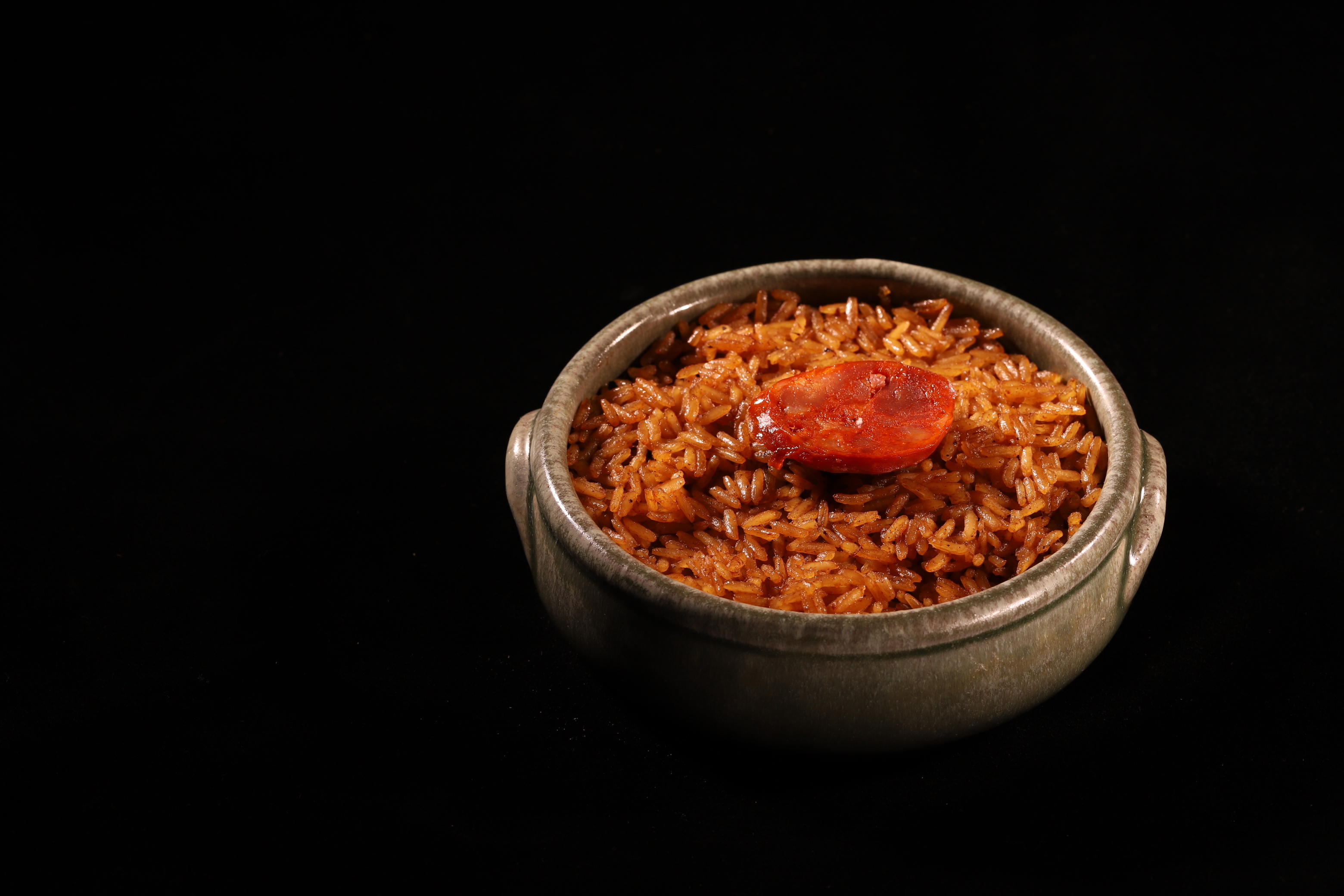 É o Que É. A marca que lhe faz almoços, jantares, snacks para toda a semana (e ainda leva tudo a casa)