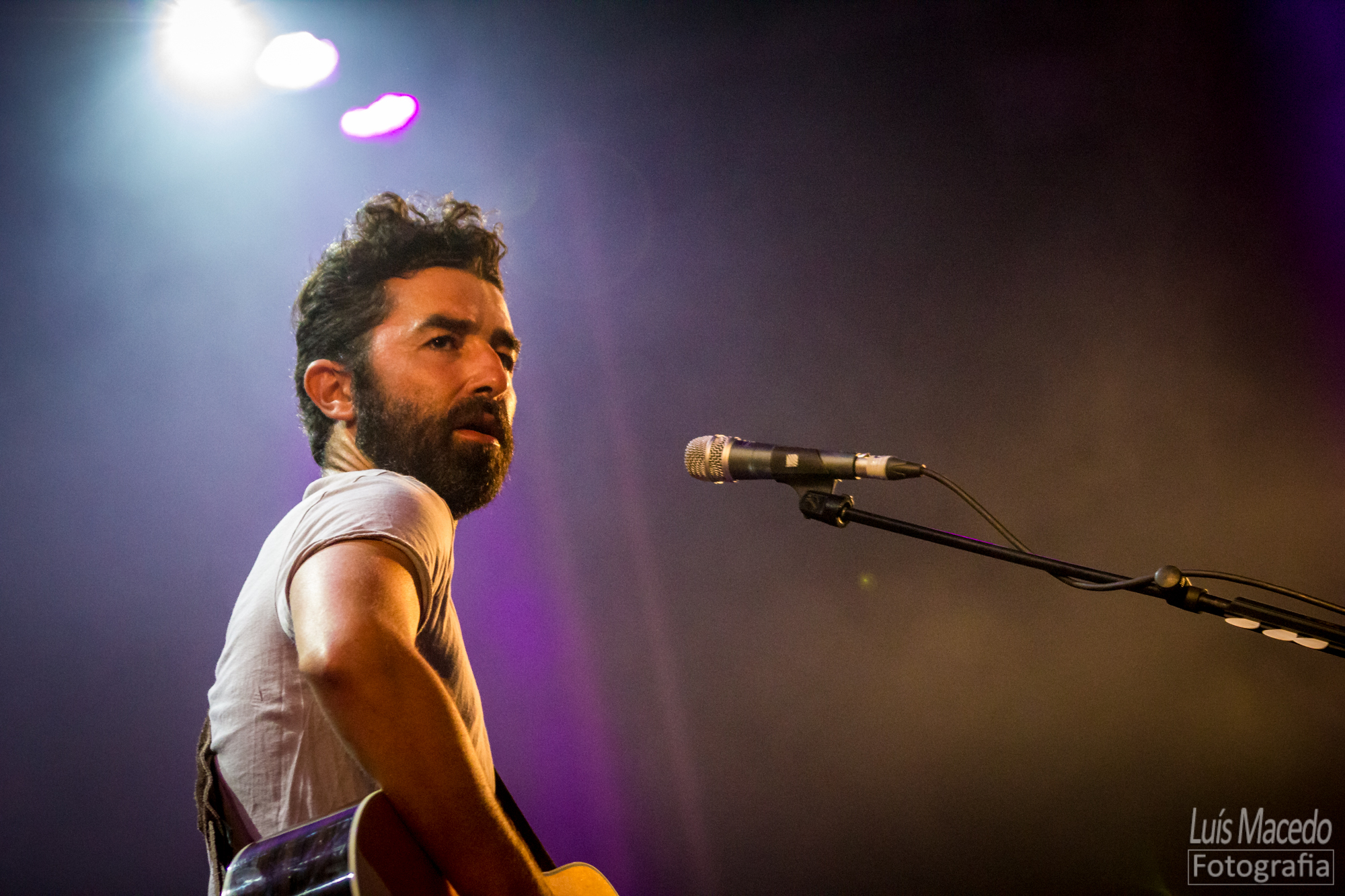 Tiago Bettencourt e Carolina Deslandes vão atuar no Almada Forum (e os concertos são gratuitos)