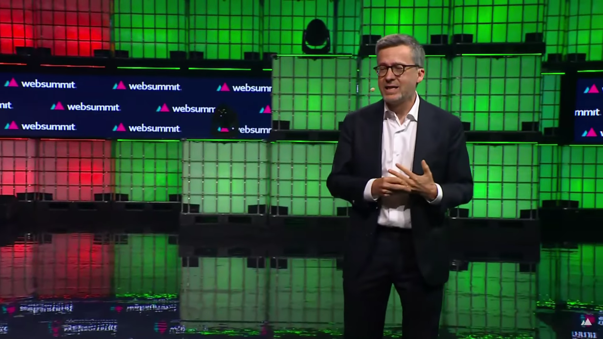 Sorridente, Dolores Aveiro publica foto com Francisco Monteiro. “Finalmente conheci meu menino”