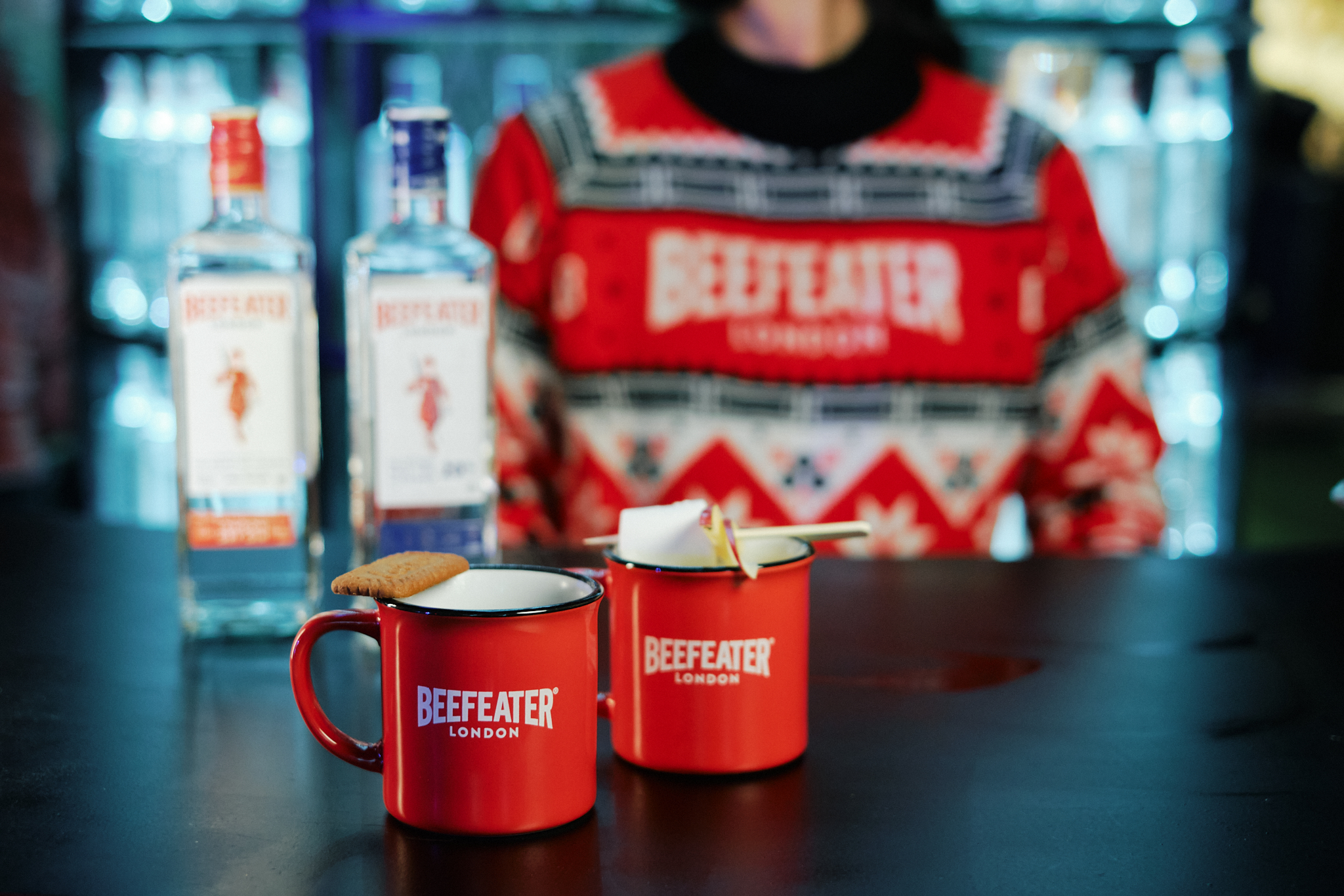 Descubra como beber Beefeater todo o ano em combinações refrescantes ou em Hot Gin’s
