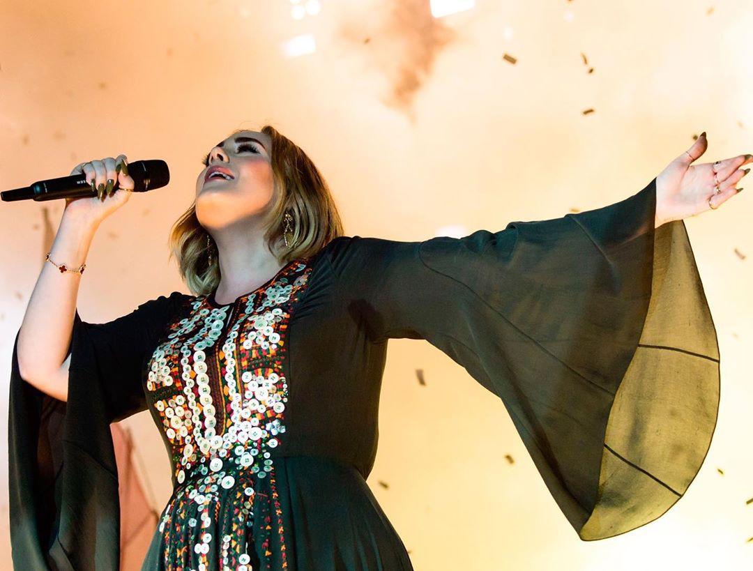 Adele está cada vez mais magra e a prova está aqui