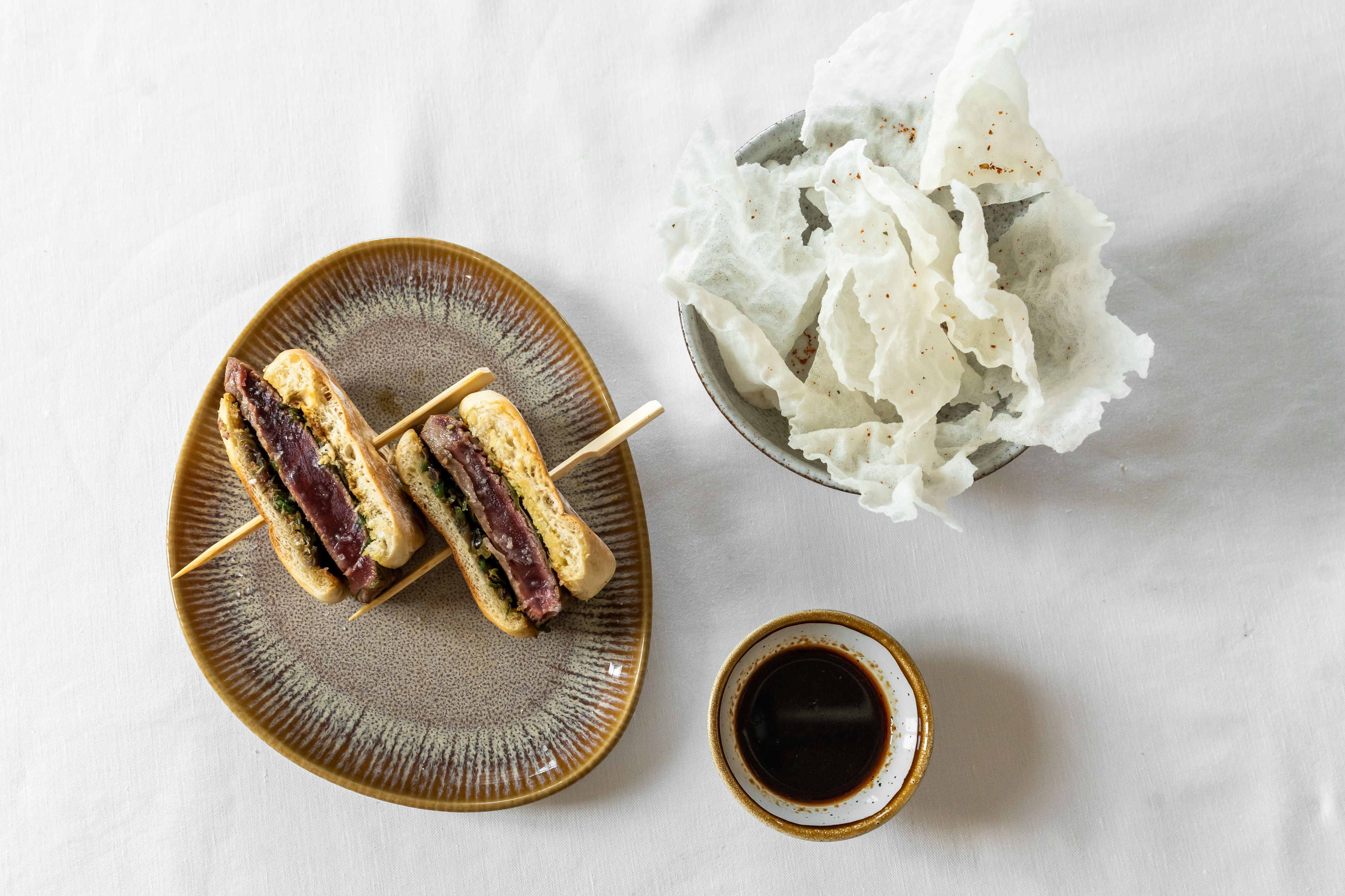 The Lisbon Club 55. Visitámos o novo gastrobar da cidade, que tanto serve caviar como pregos