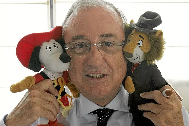 Dartacão está de luto. Morreu o pai do pequeno Moscãoteiro