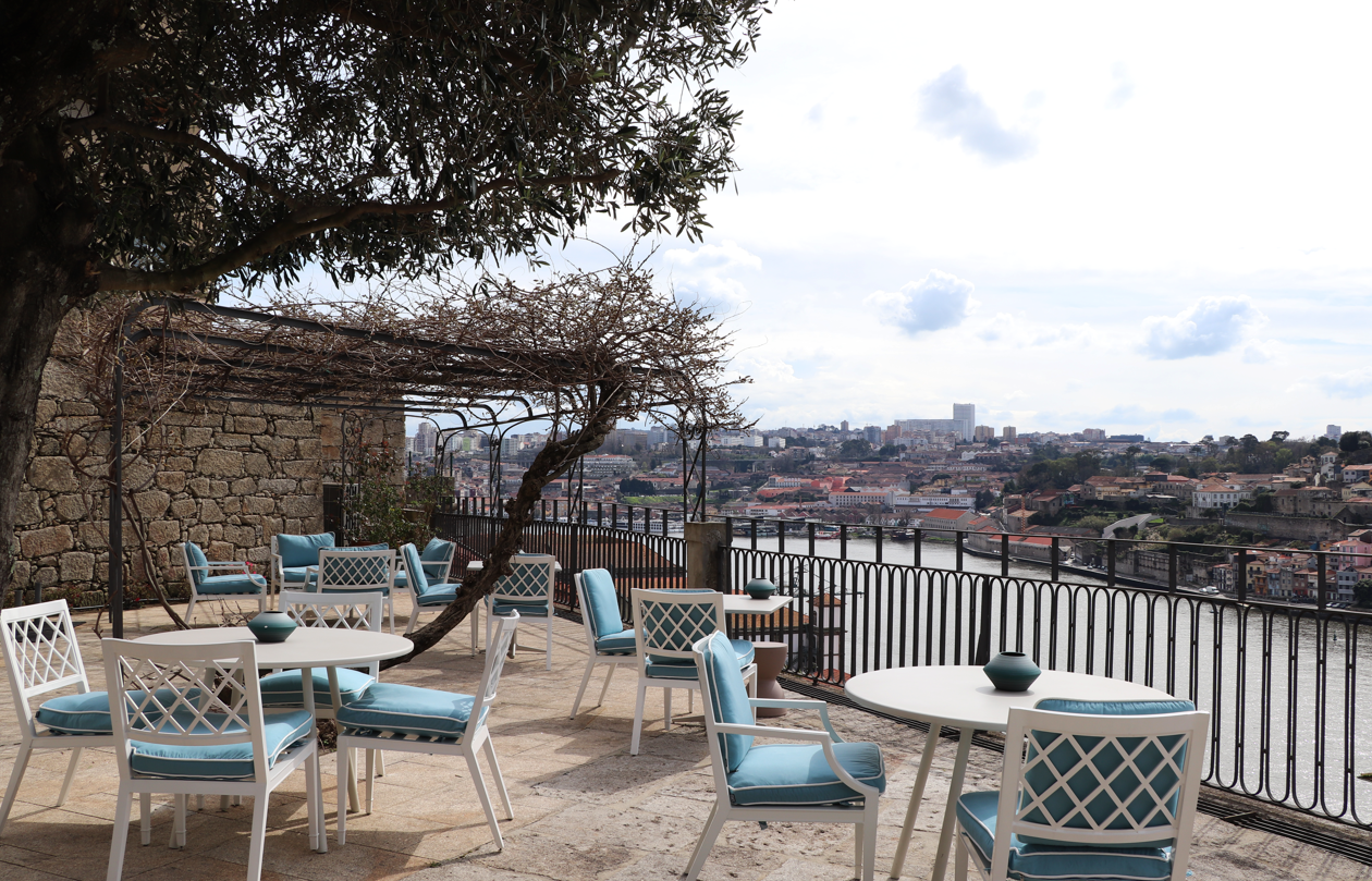 Restart. Este novo restaurante tem vista para o Douro e deliciosos pratos tradicionais com um toque inusitado