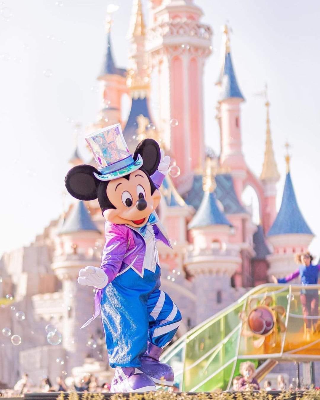 Da Disneyland aos destinos de praia. 8 pacotes para umas férias da Páscoa em família (desde 499€)