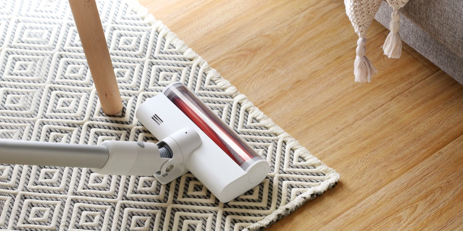 Mergulhe nos ovos turcos e no gaspacho de morango deste brunch com piscina em Lisboa