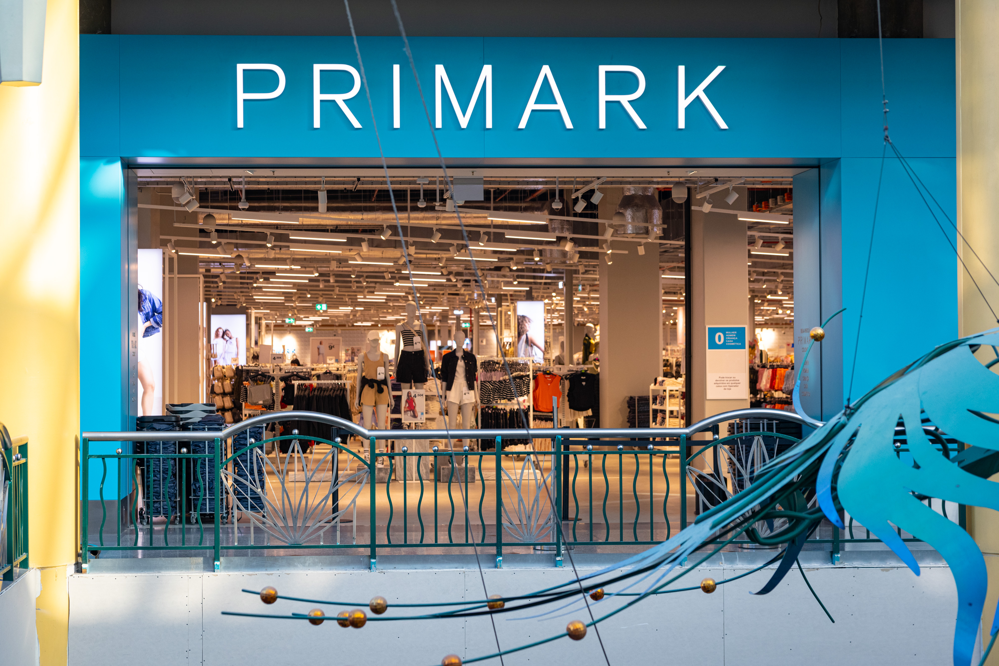 Primark vai chegar a mais 3 cidades portuguesas. Saiba onde ficam as novas lojas