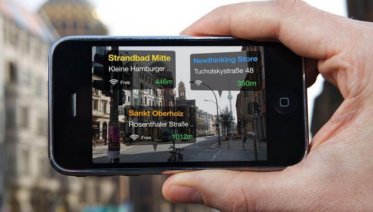 Este rooftop no Algarve celebra a lua cheia com festa e vista para o mar. Saiba como aproveitar