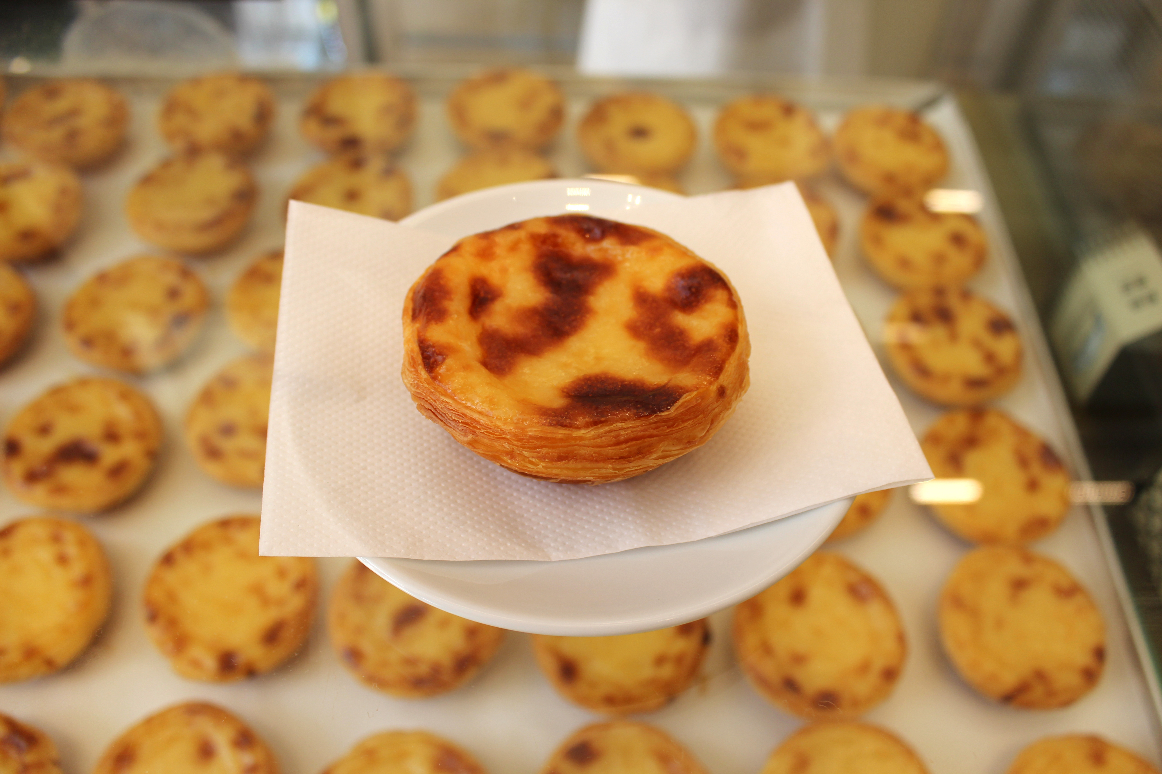 Há uma nova Manteigaria no Saldanha, com pastéis de nata acabados de sair do forno