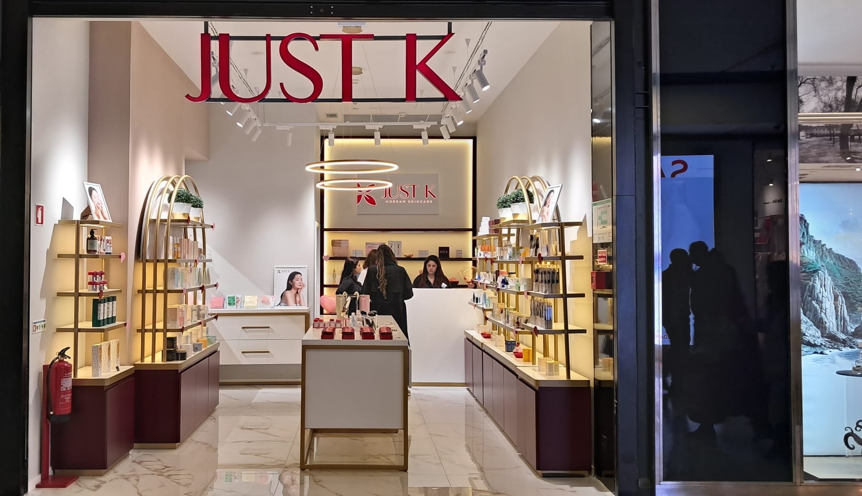 O paraíso do skincare coreano chegou a Lisboa. Saiba onde fica a nova loja