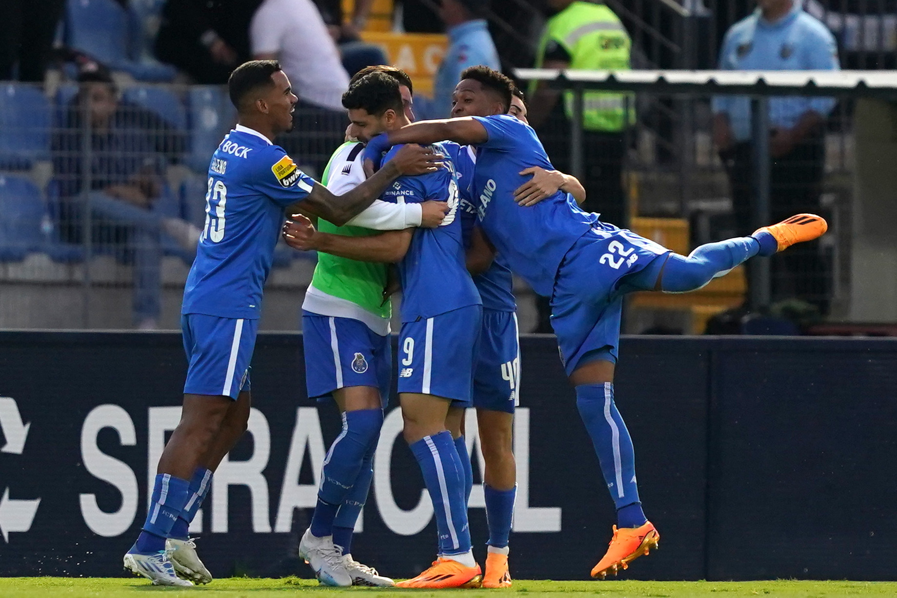 FC Porto vence Sp. Braga no Olival: penálti de Taremi decide