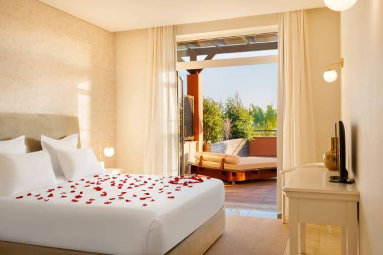 O “Resort Mais Romântico da Europa” é português. Quanto custa passar lá o Dia dos Namorados?