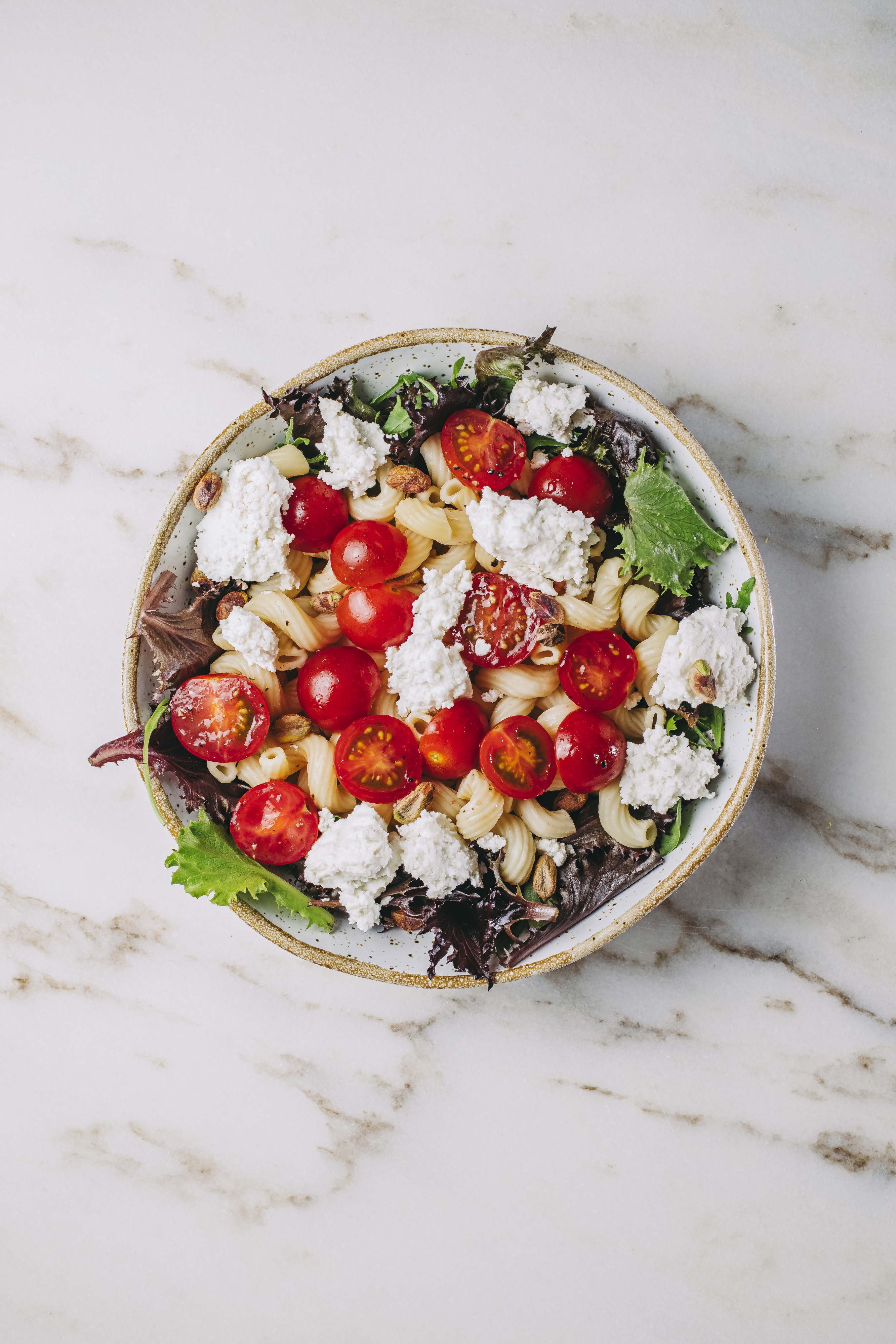 Há uma nova salada gulosa n’A Padaria Portuguesa — e até pode almoçar à borla. Saiba como