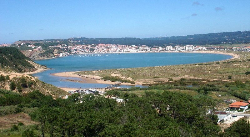 Guerra de praias #08. A Praia de São Martinho do Porto é a melhor do mundo