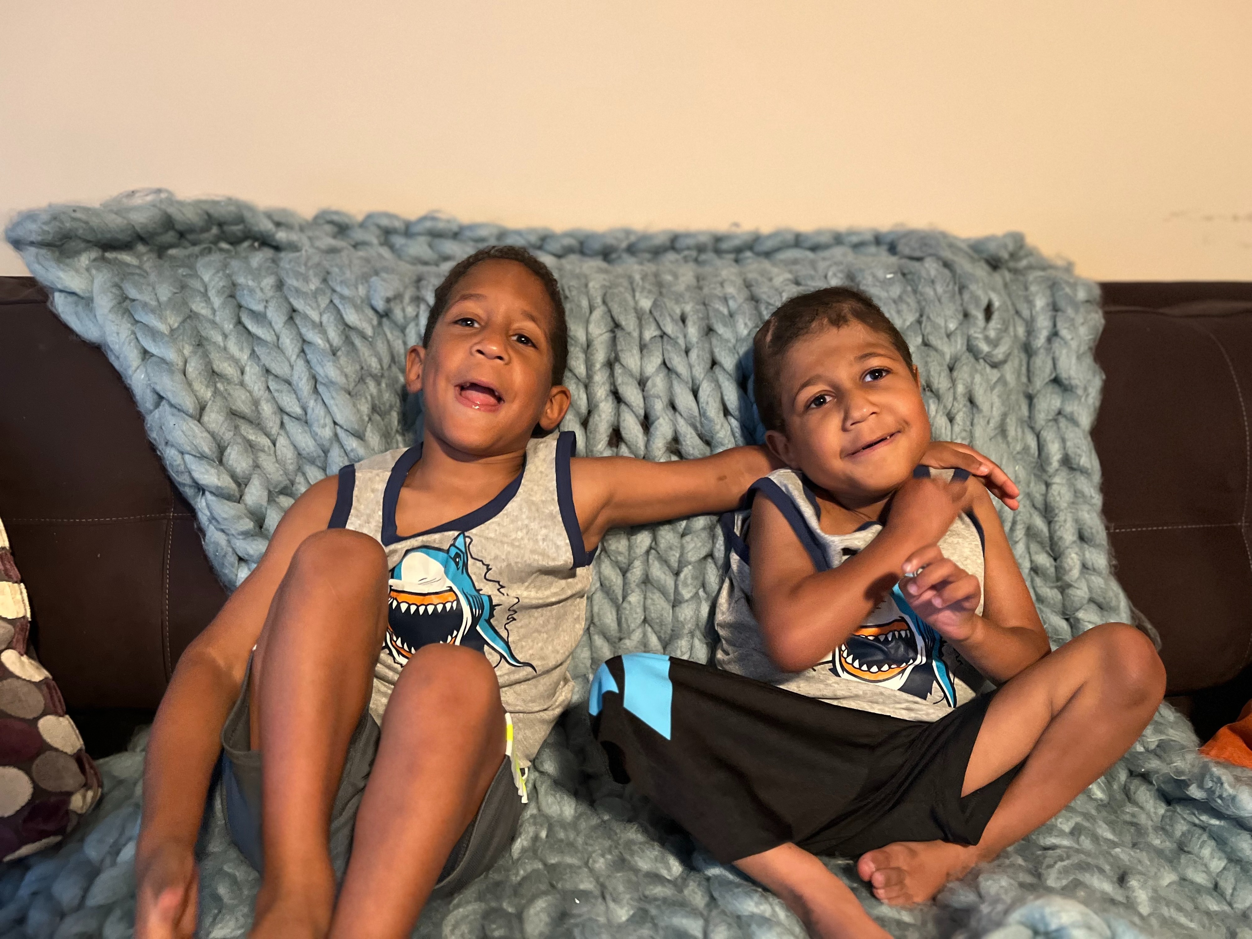 Irmãos gémeos de 4 anos morrem num incêndio. Crianças ficaram presas na casa em chamas