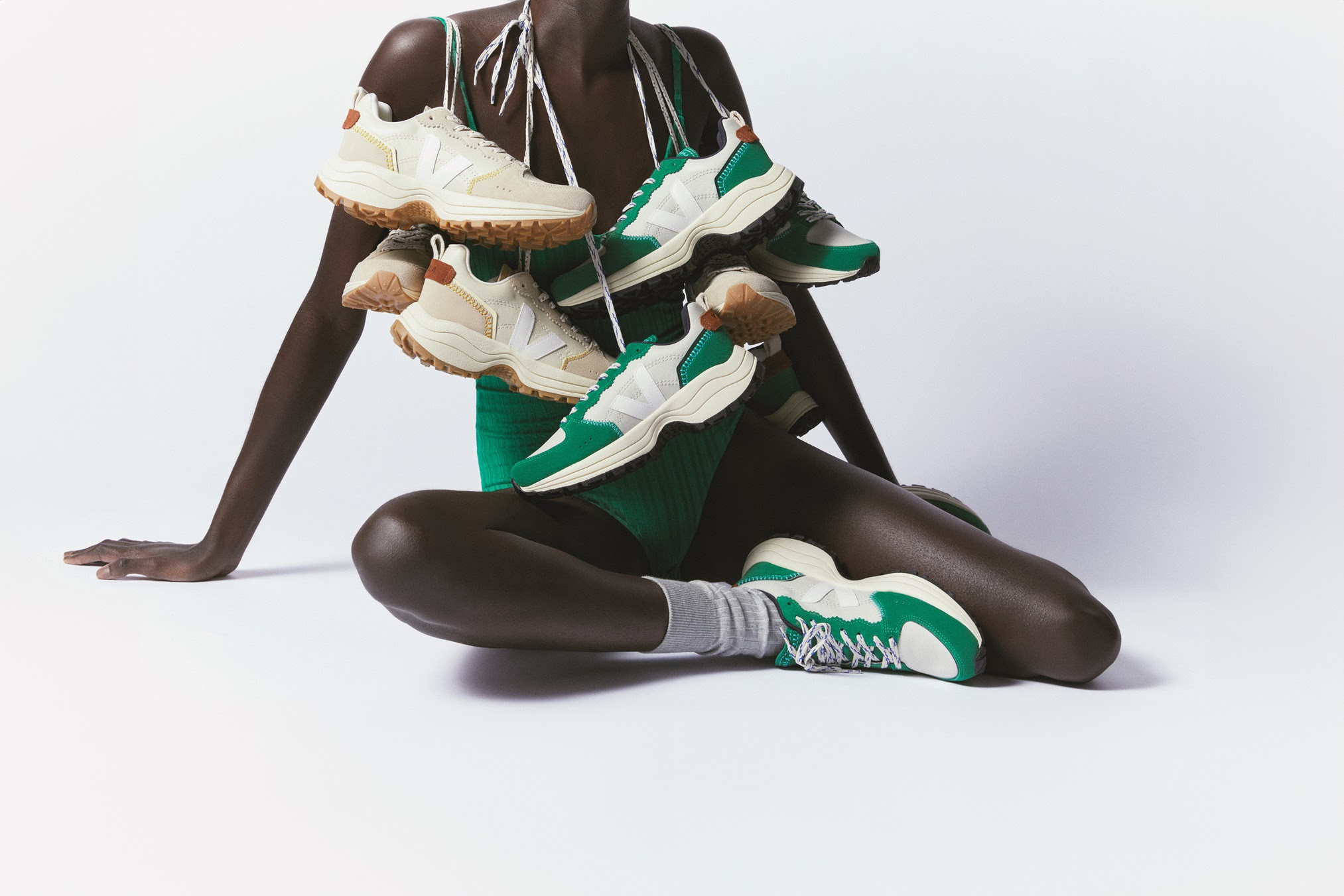 A Veja e a Bimba y Lola tiveram um filho. Espreite os novos ténis cheios de estilo (e que não chegam aos 200€)