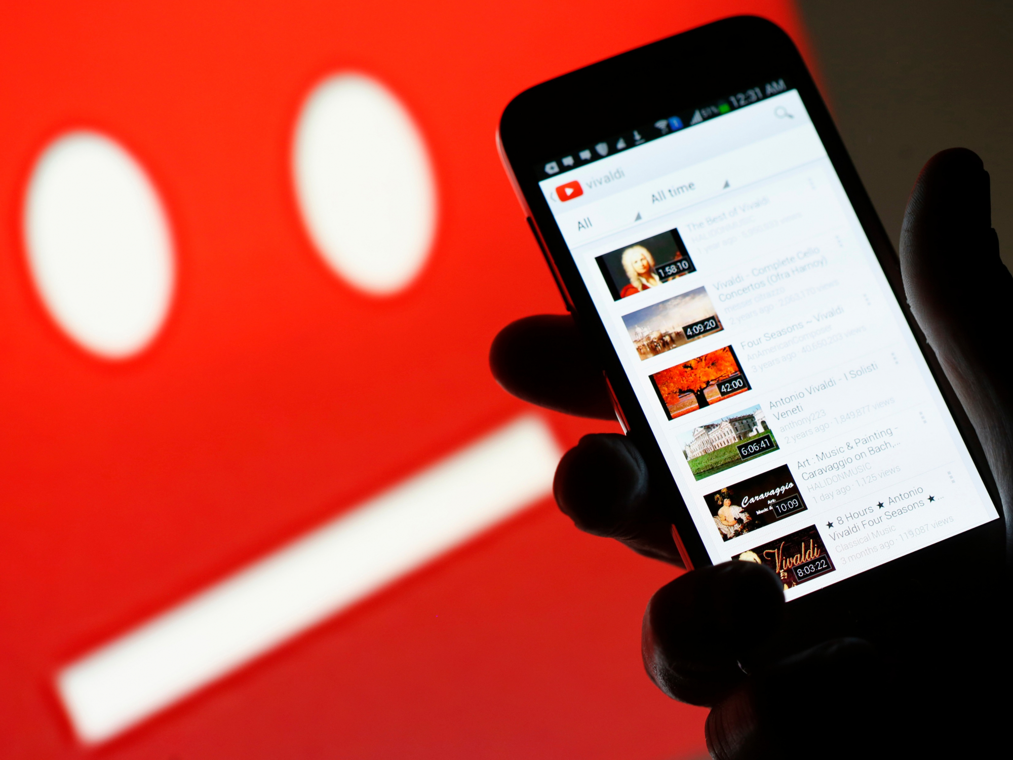 Chegou o rival do Spotify: YouTube lança app com serviço de streaming de música
