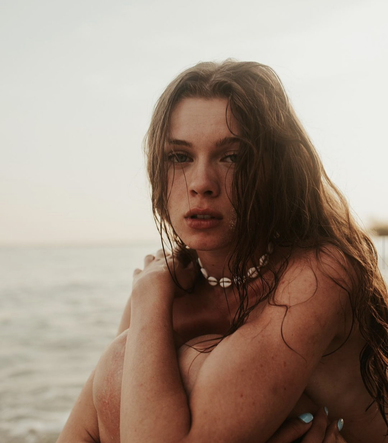 Jovem de 23 anos com transtorno de personalidade múltipla quer recorrer a suicídio assistido