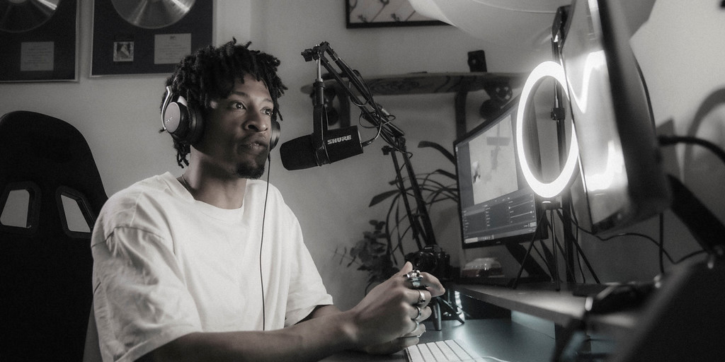 SHURE foca-se no mercado de consumo com auscultadores e microfones para podcasters e amantes de música