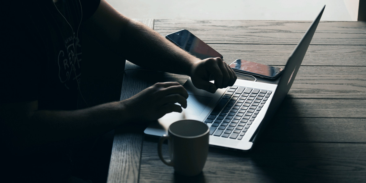 Tiger Woods está consciente e a recuperar. Golfista sofreu grave acidente de viação