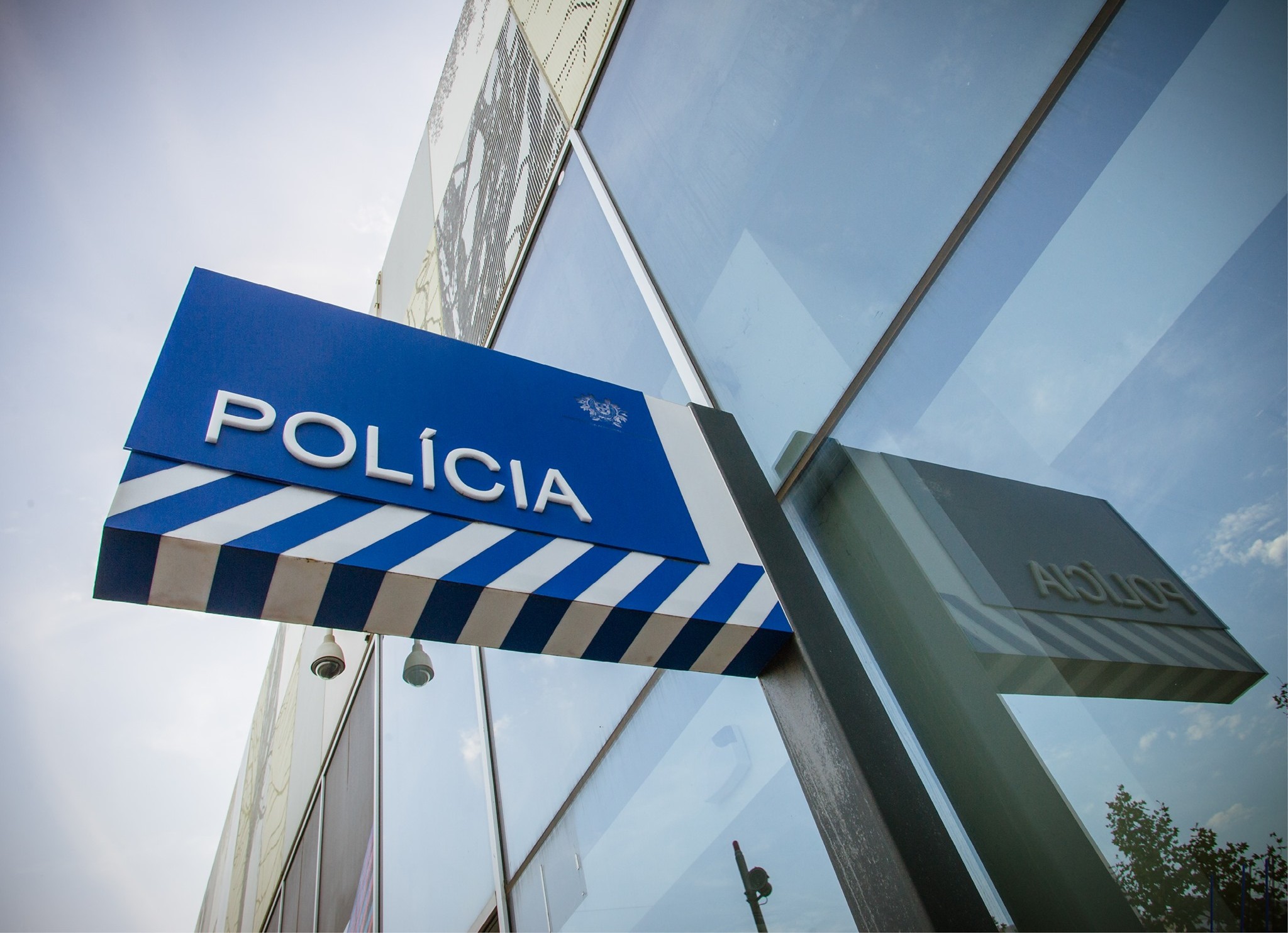 COVID-19. 27 pessoas já foram presas por desobediência. Mas o que fizeram para serem detidas?