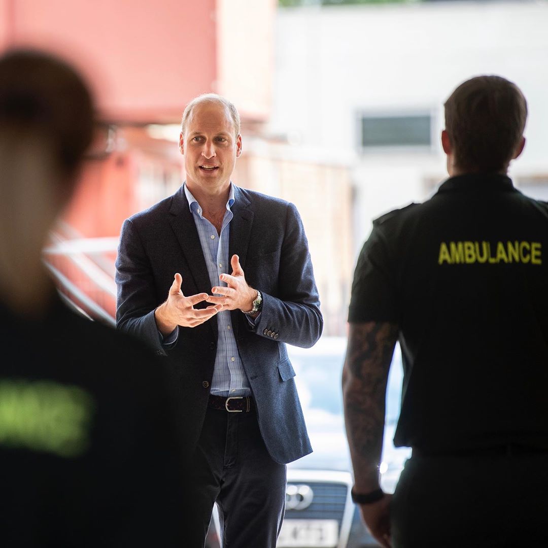 Príncipe William teve COVID-19. “Toda a gente à volta dele estava em pânico”