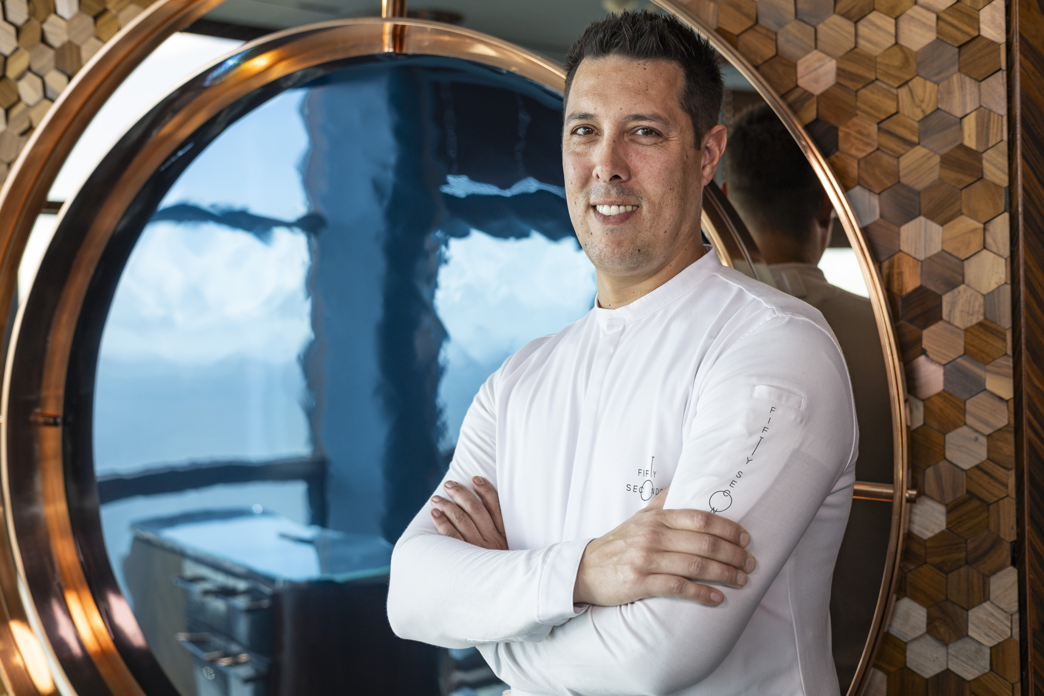 Vai poder comer os pratos de Rui Silvestre nas nuvens. Chef é a nova aposta do restaurante Fifty Seconds