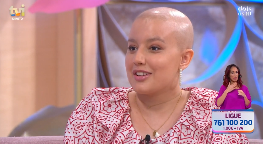 Jovem de 16 anos que luta contra um cancro apaixonou o TikTok. “Sou adolescente, quero desfrutar das coisas”