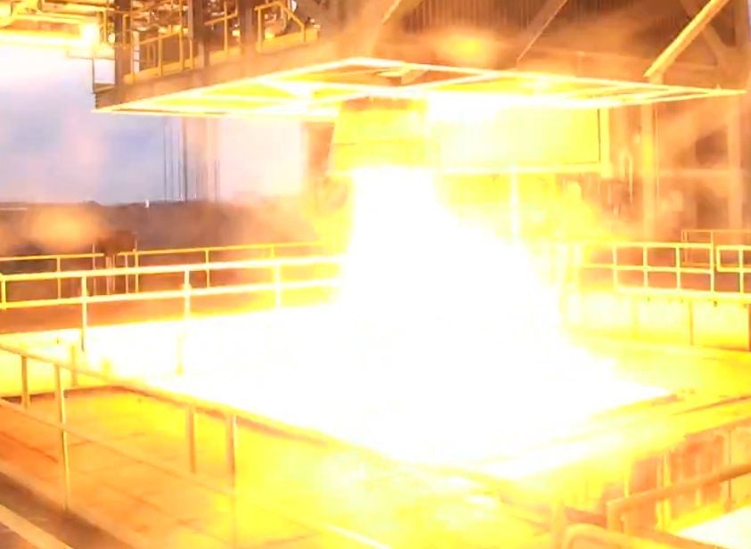 Motor de foguetões de nova geração BE-4 testado com “alto estrondo”. Blue Origin filmou tudo